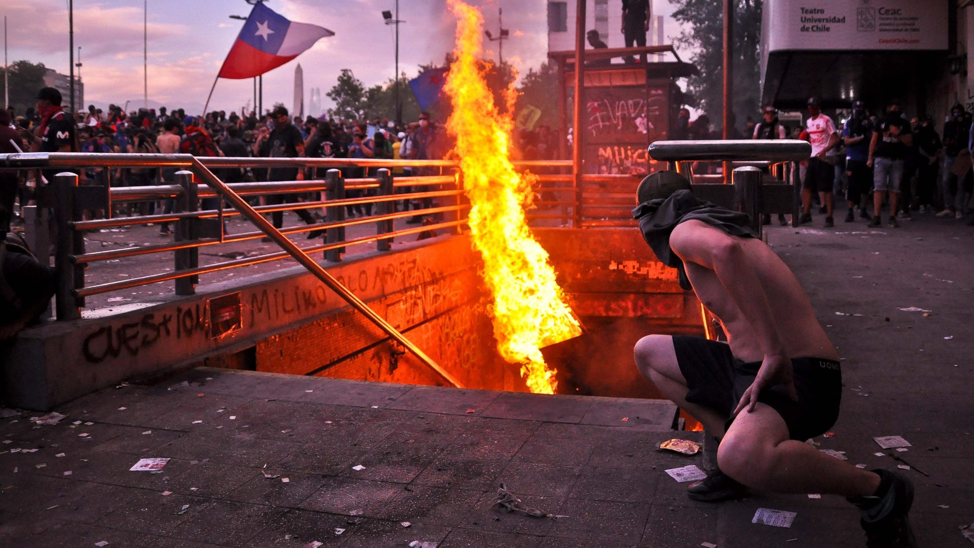 encapuchado octubre 2019